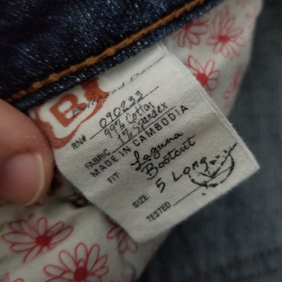 LAGUNA B | boot cut jeans - Picture 7 of 7